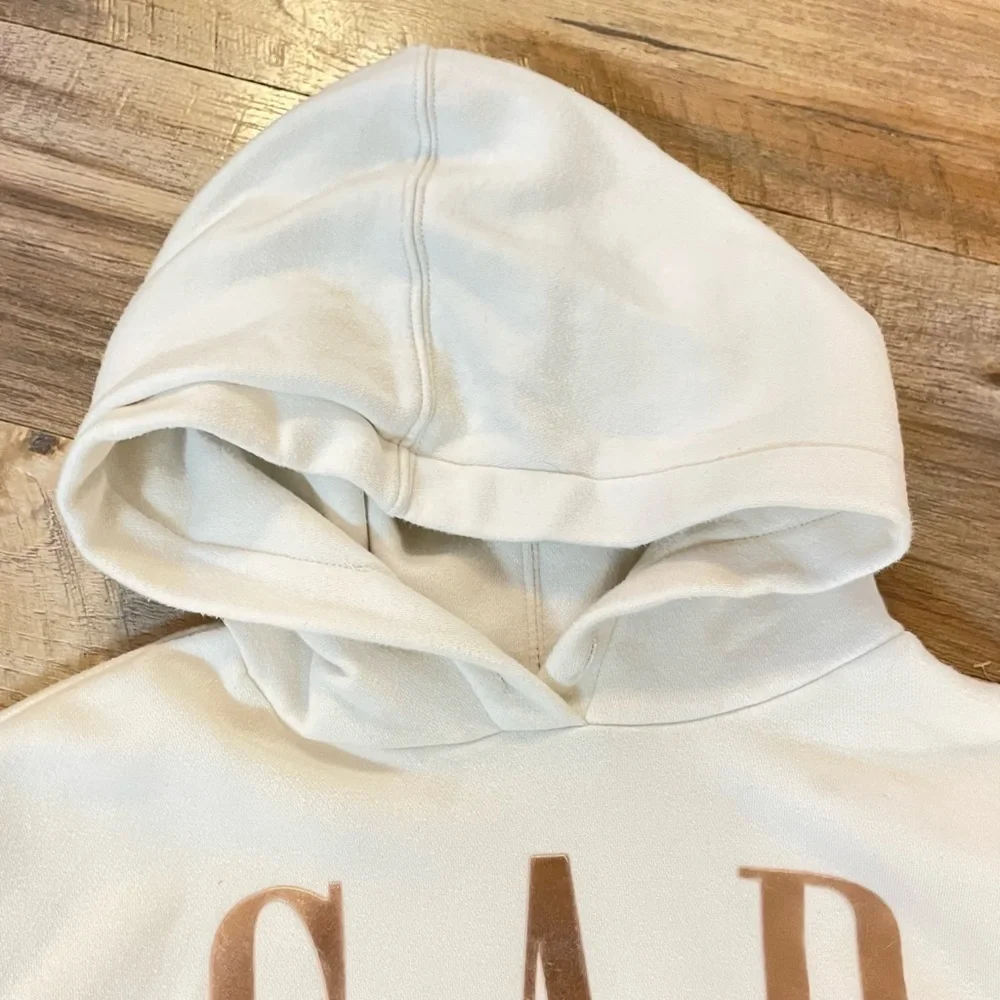 GAP Kids Girl’s Ivory Gold Logo Pullover Hoodie Size XS